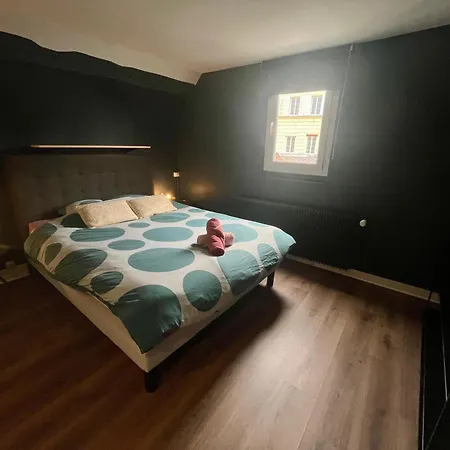 Le Notaire De -333 Apartment *
